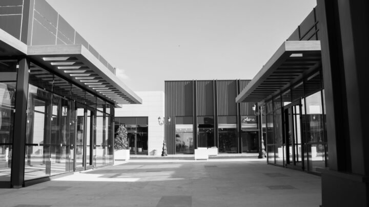 Century City Escort Guide for Visitors: Plan a Respectful, Discreet Cape Town Stopover